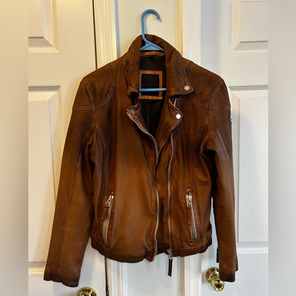 Authentic distressed leather biker jacket - Picture 1 of 7
